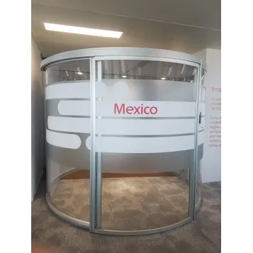 Cabine acoustique fermée sans mobilier